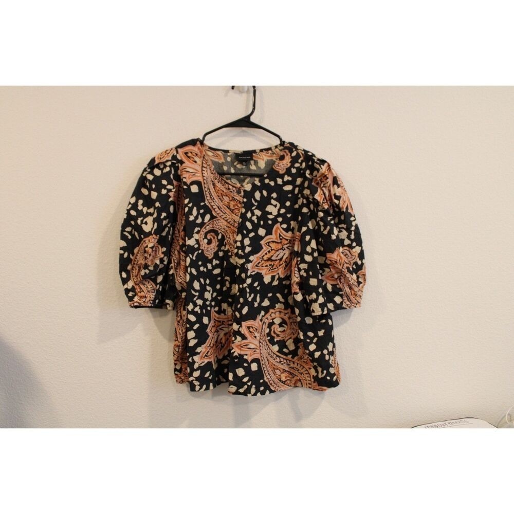 Who What Wear size xlarge black orange and pink design puff sleeve top